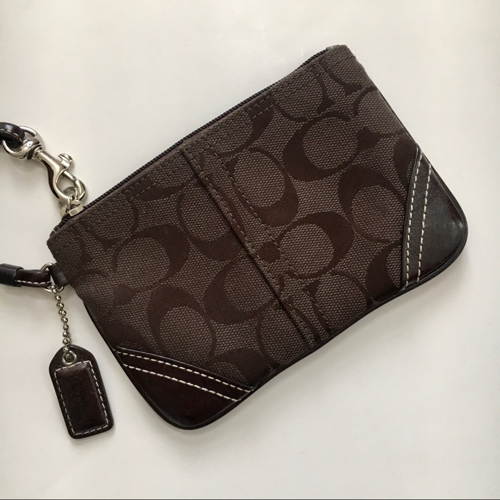 Coach brown classic leather wristlet